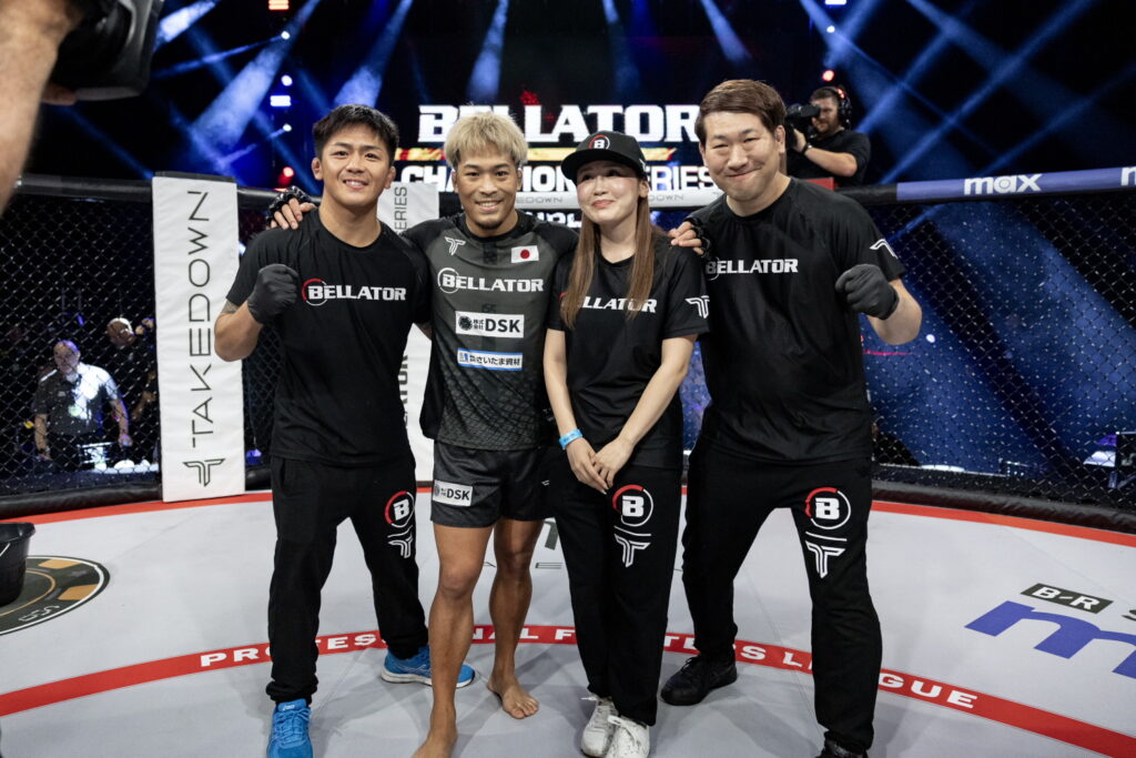 2024年、ベラトール大会アイルランドで大田忍選手を現地サポート。試合後の記念ショット。