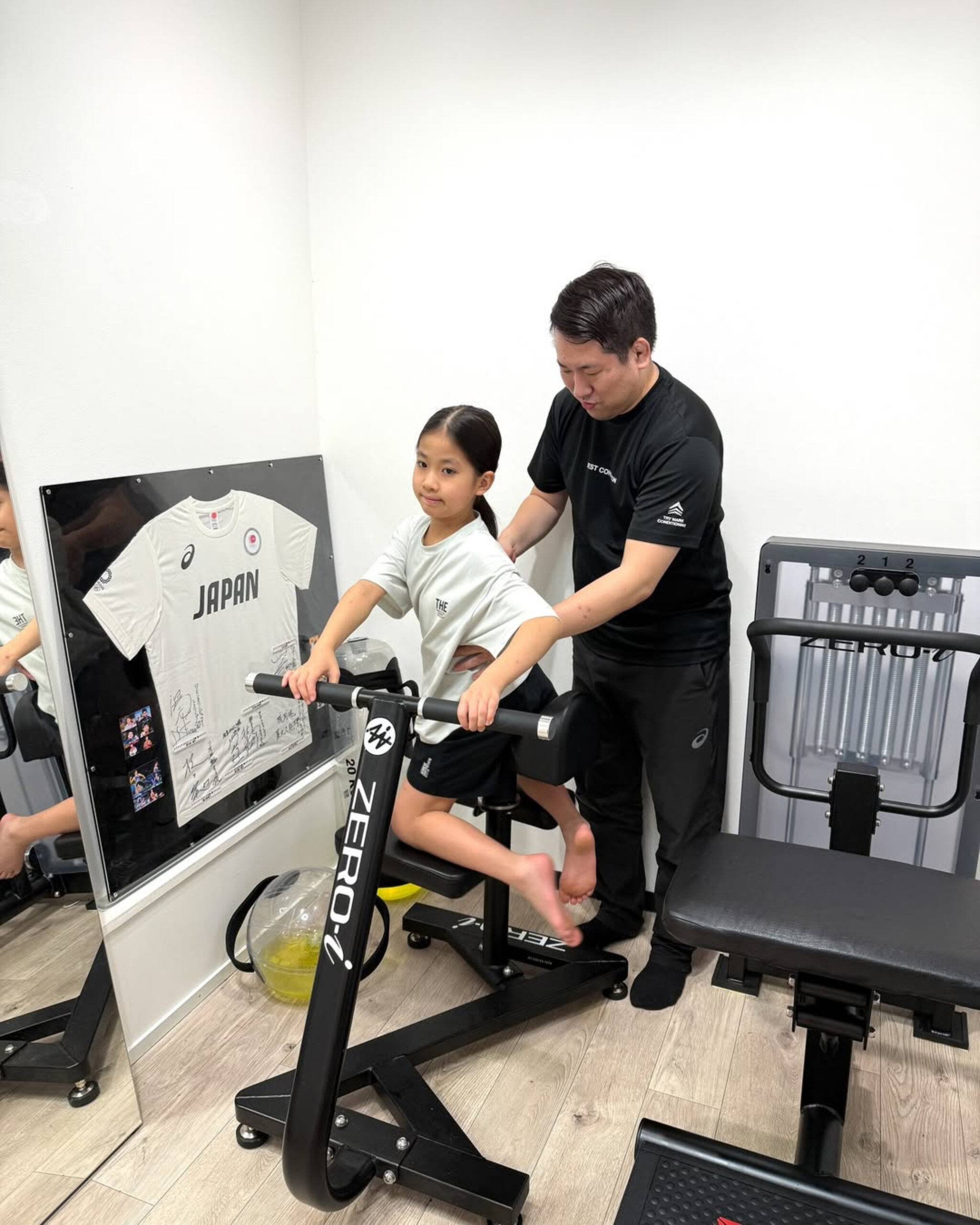 ZERO-iストレッチマシンを使った骨盤と肩甲骨の連動トレーニング
