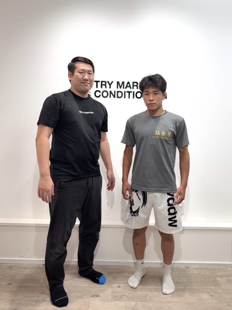 TRY MARK代表との記念写真(檜山惇也選手