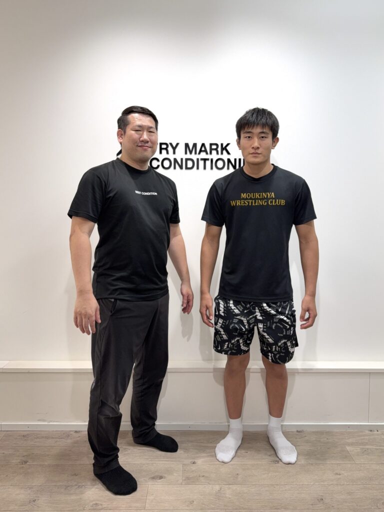 TRY MARKでの中納京介選手との2ショット
