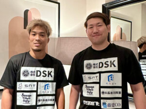 RIZINファイター 太田忍選手との記念写真｜大会直前の身体調整とケアサポート